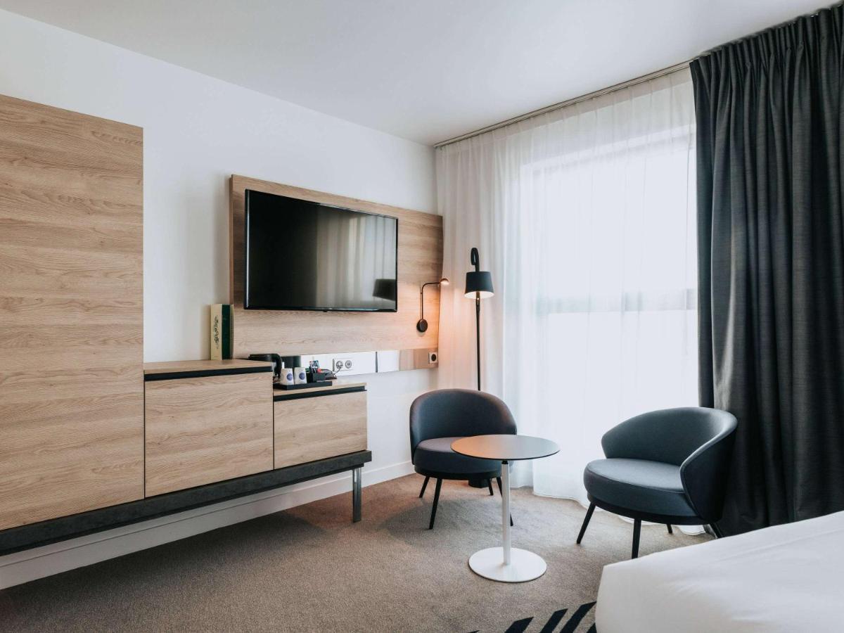 Novotel Angers Centre Gare Екстериор снимка