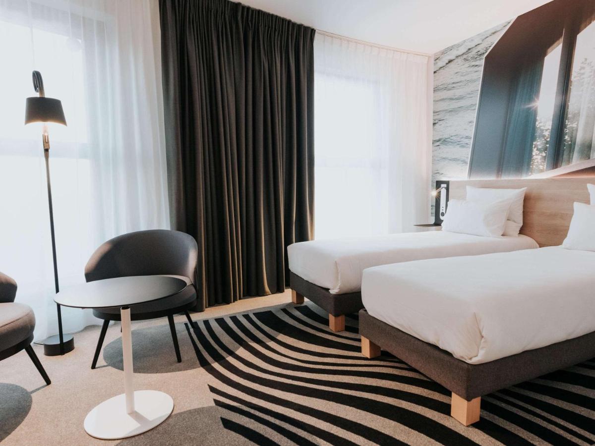 Novotel Angers Centre Gare Екстериор снимка