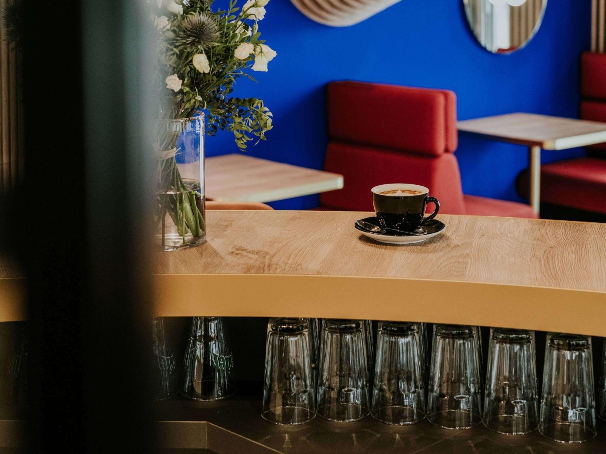 Novotel Angers Centre Gare Екстериор снимка