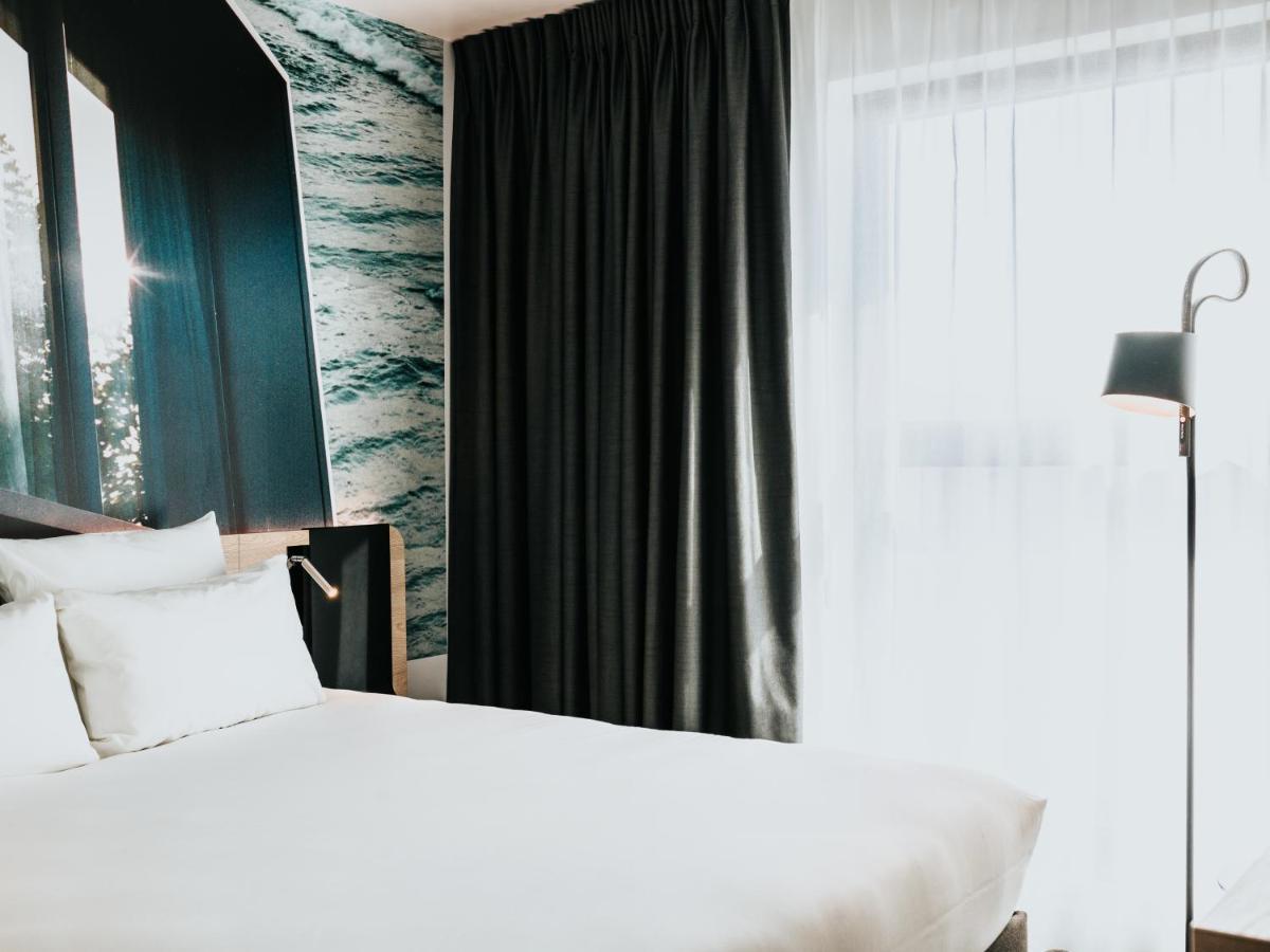 Novotel Angers Centre Gare Екстериор снимка