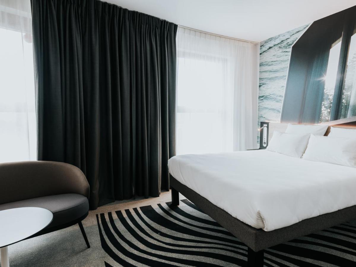 Novotel Angers Centre Gare Екстериор снимка