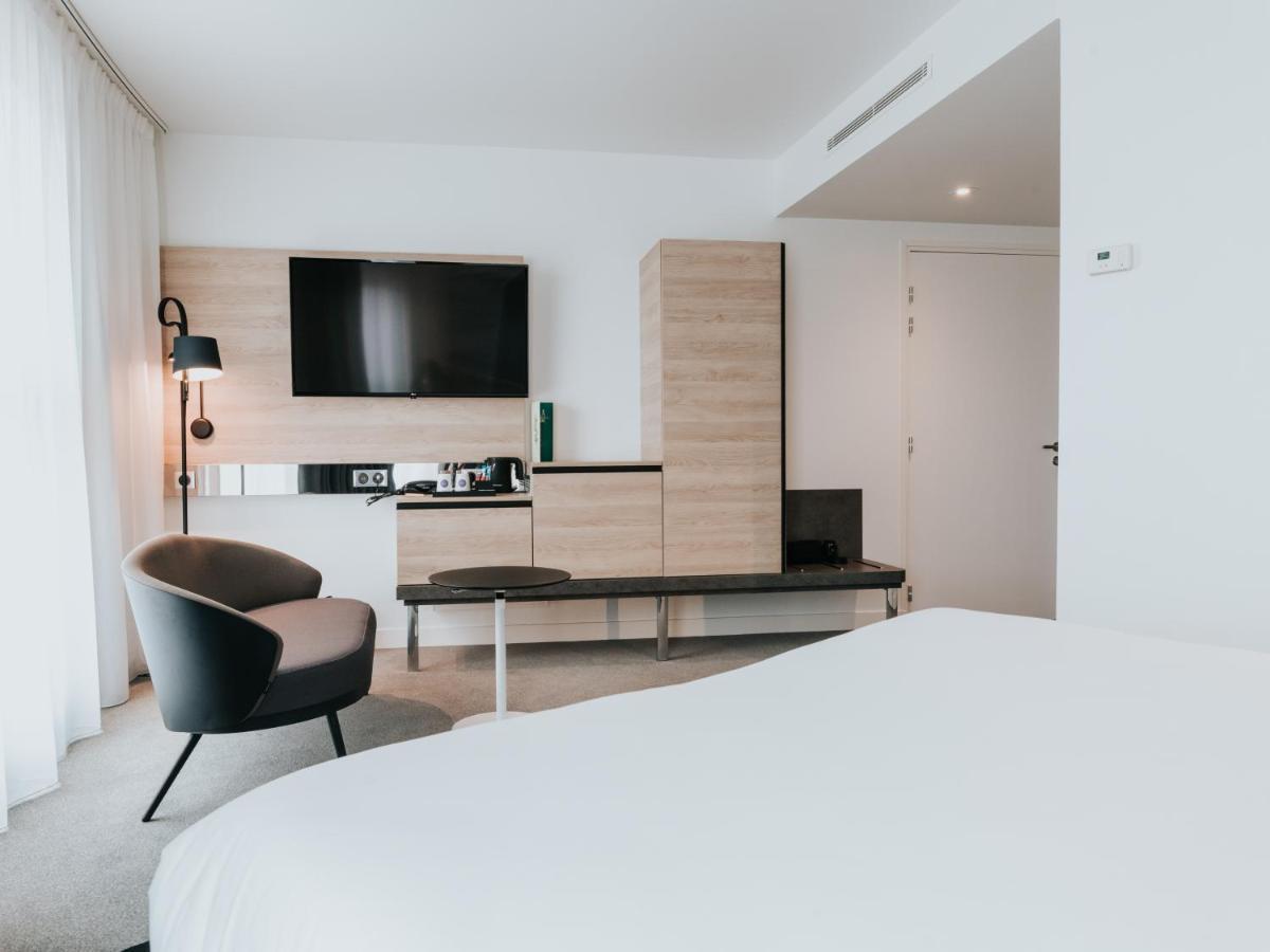 Novotel Angers Centre Gare Екстериор снимка
