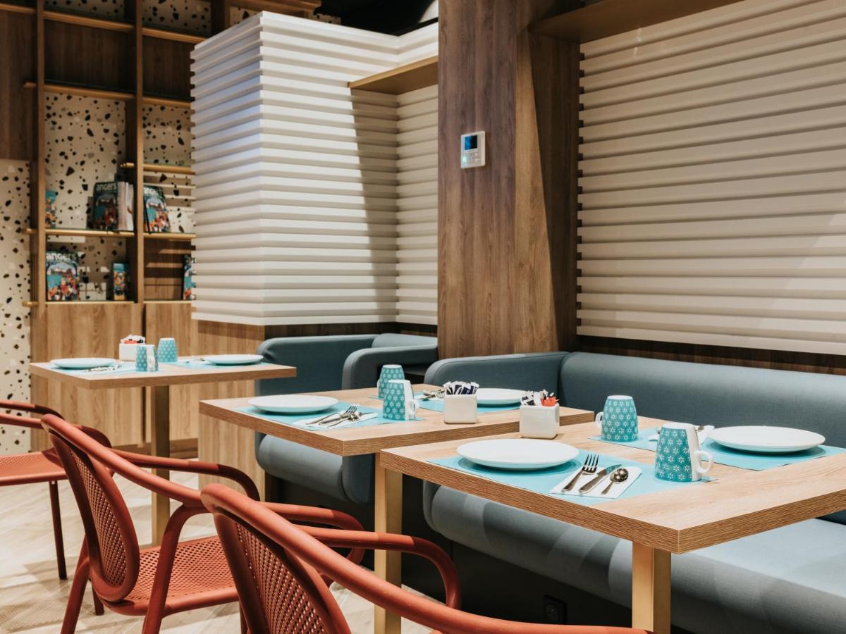 Novotel Angers Centre Gare Екстериор снимка